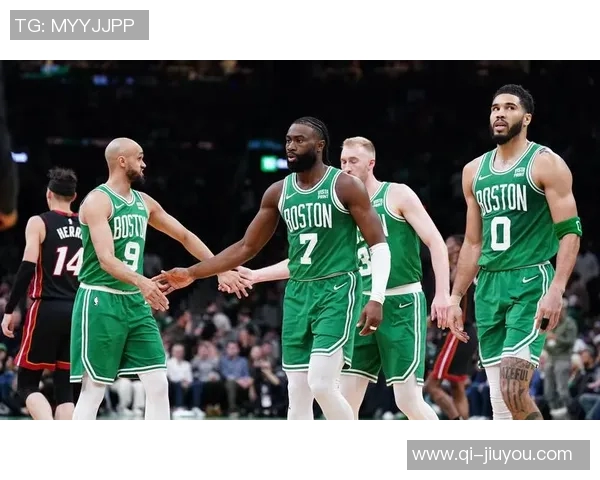 名嘴分析绿军本赛季前景难乐观或将止步季后赛第二轮 名嘴分析绿军本赛季前景难乐观或将止步季后赛第二轮