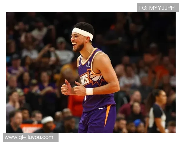 比尔首场比赛表现出色9投6中贡献12分2篮板1抢断1盖帽正负值5展现实力