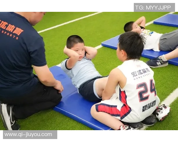 布朗回顾训练营经历称今年体能对抗挑战最为艰难